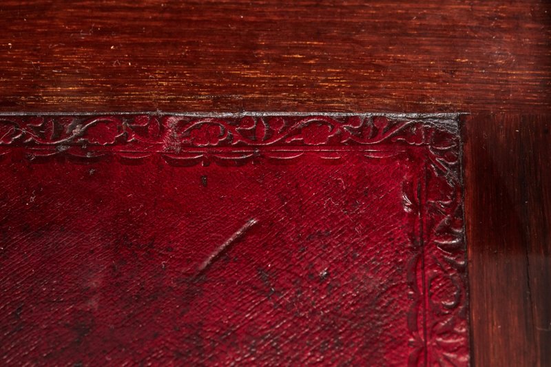 Exceptional Quality Antique Victorian Burr Walnut Bureau - Image 11